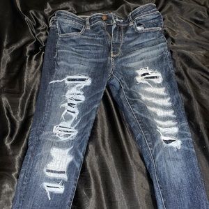 Cute patched hole jeans from American eagle
